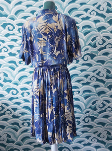 Blue & Cream Floral 90s Dress